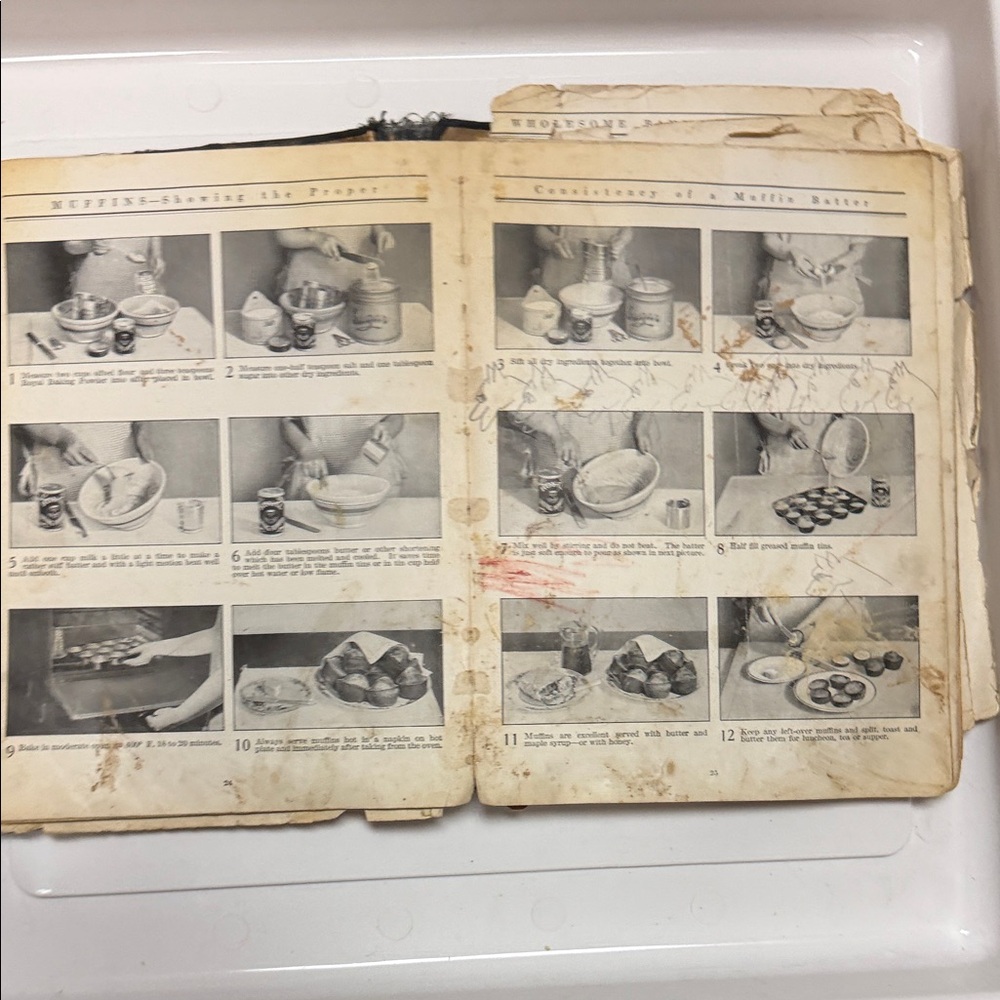 Vintage Recipe Book for Home Kitchen - Picture 6 of 10